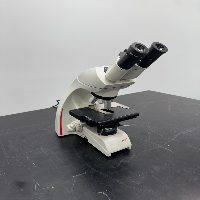 Leica DM 750/4K Microscope image 0
